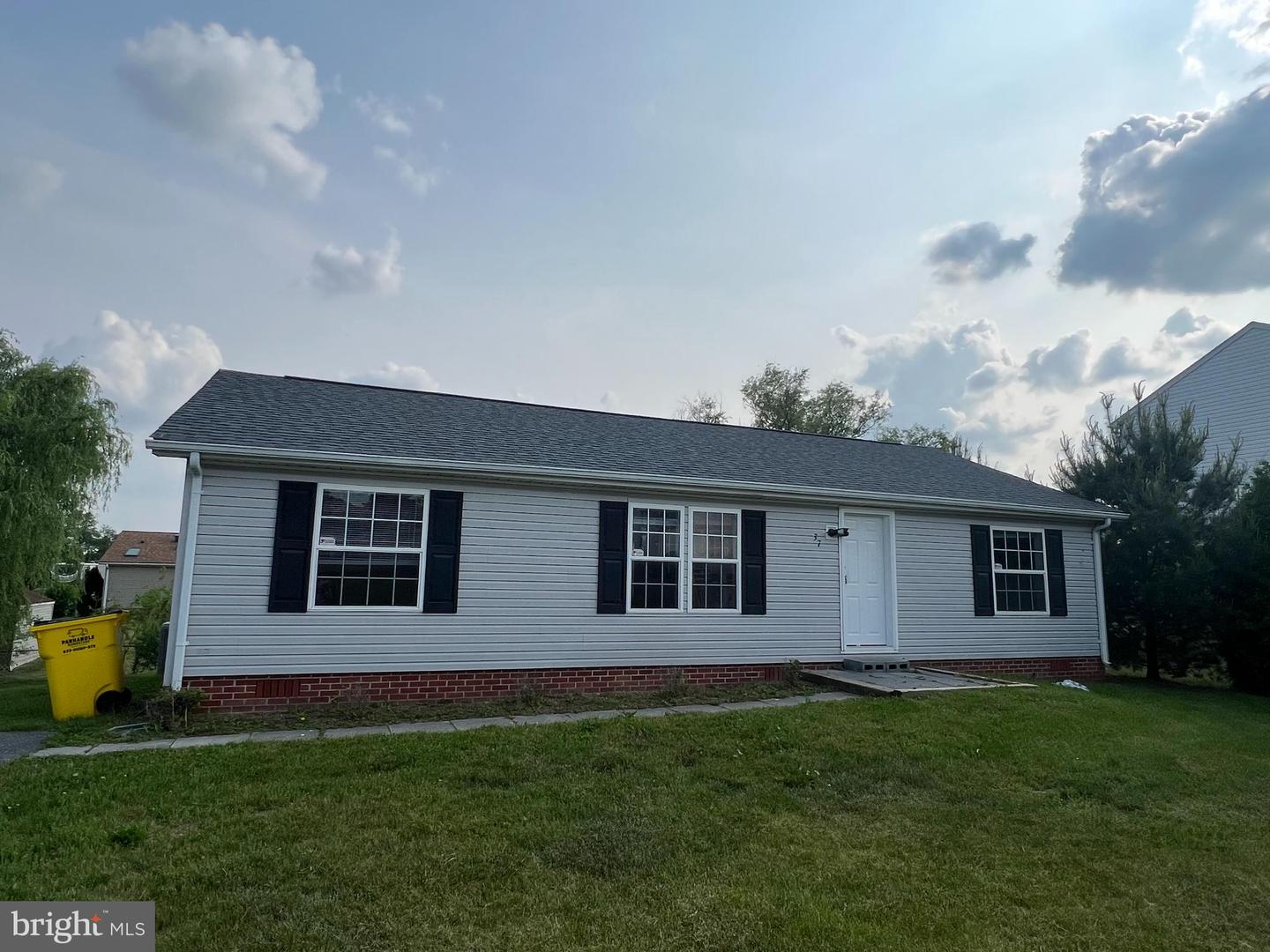 37 Thayers Gull Drive, Martinsburg