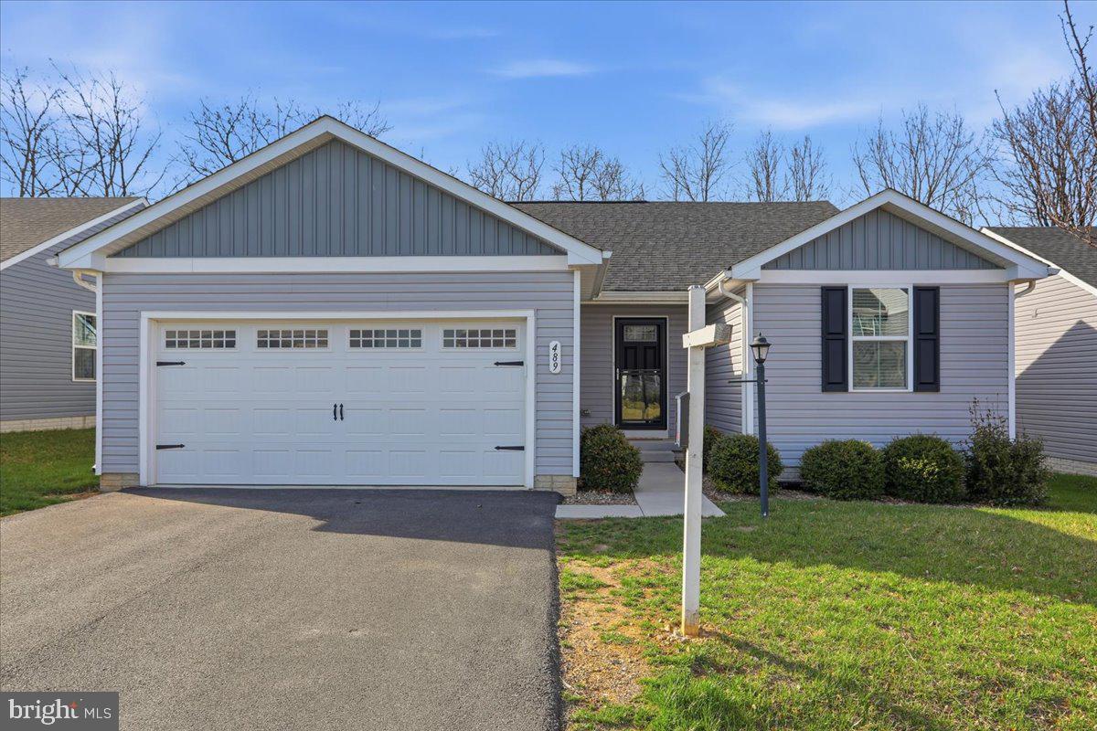 489 Salida Trail, Martinsburg