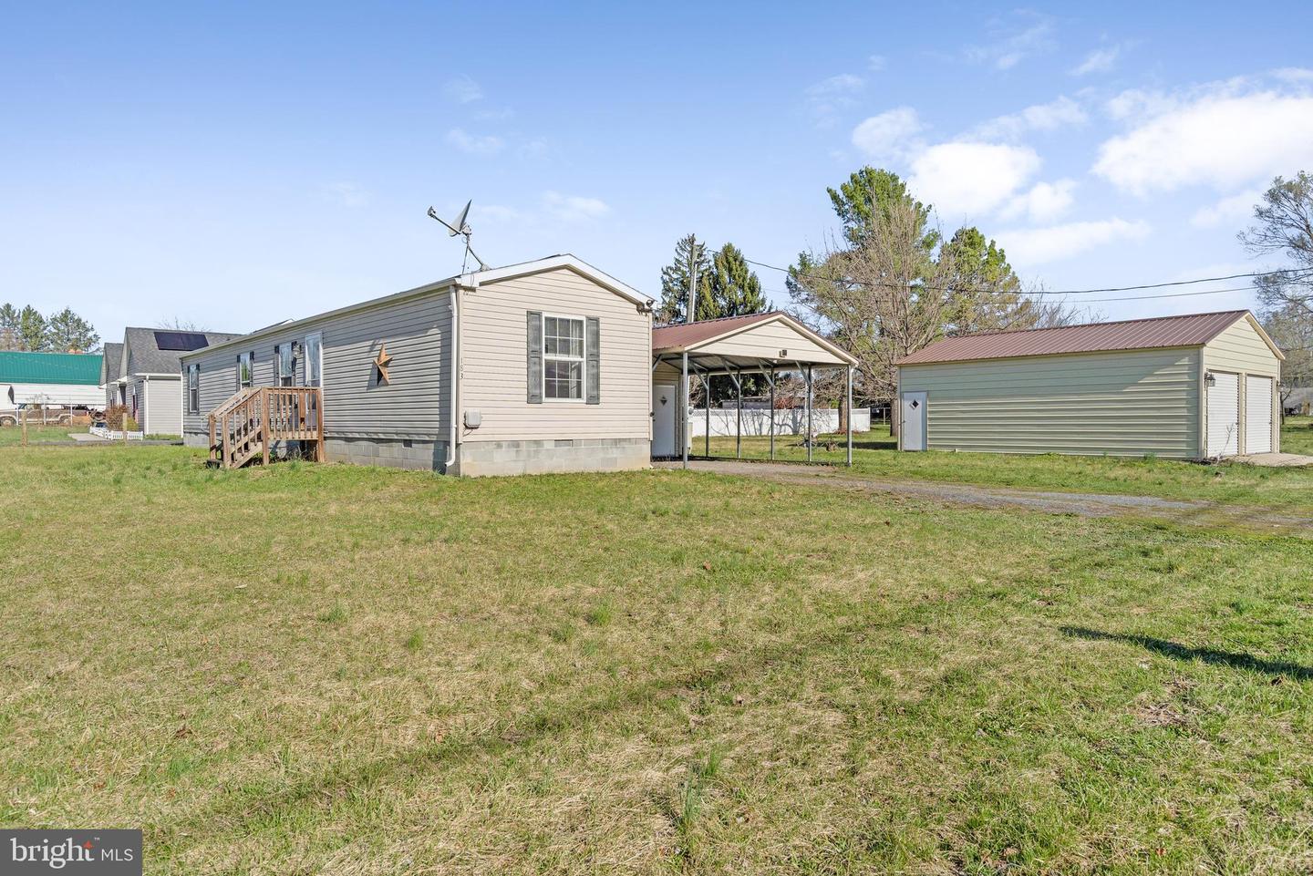 183 Military Avenue, Bunker Hill