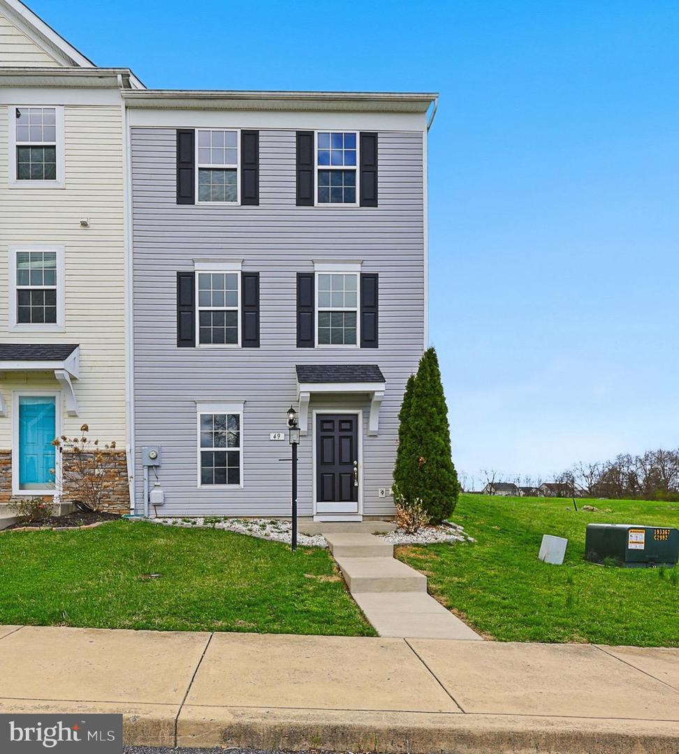 49 Britania Court, Martinsburg