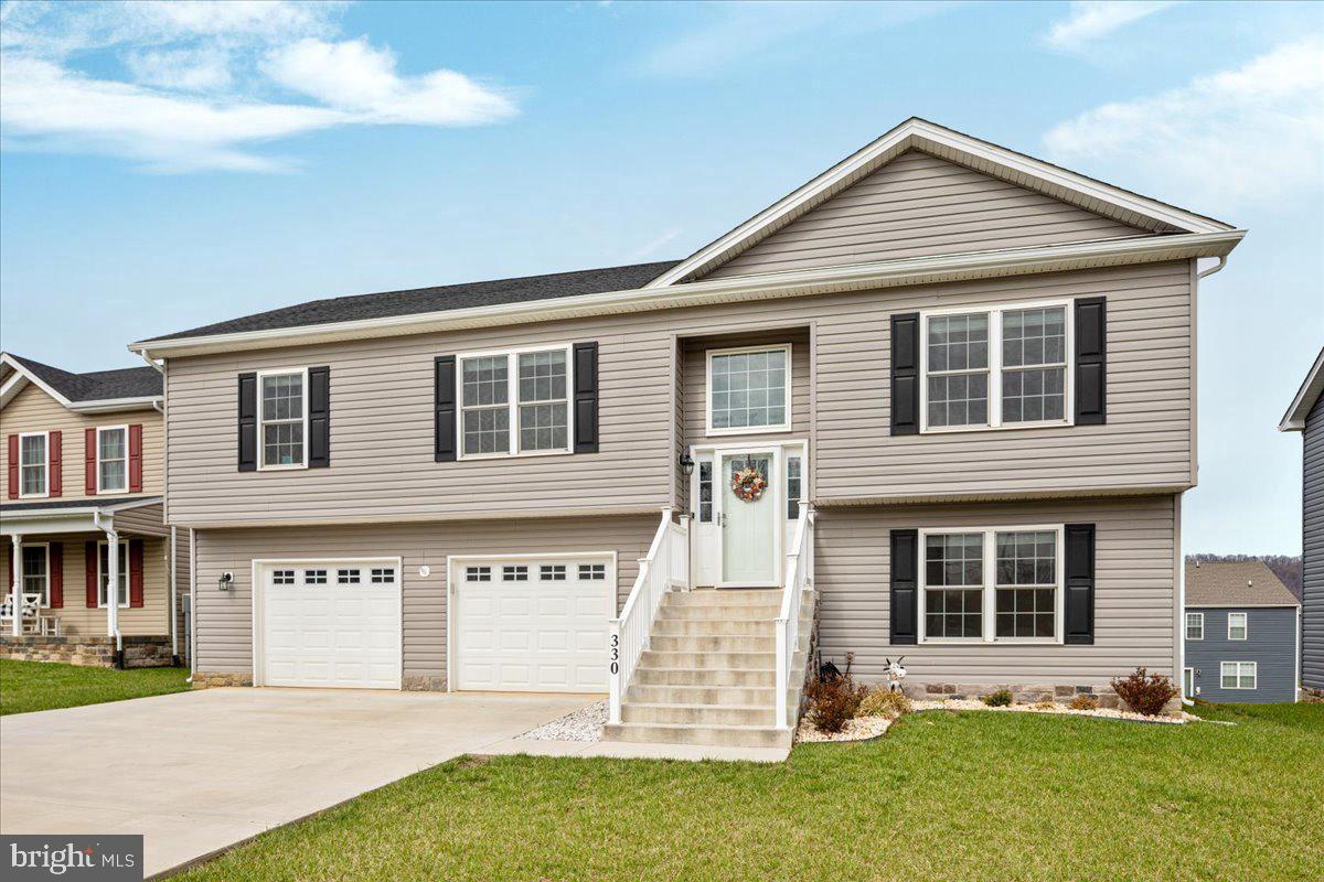 330 Pochards Court, Martinsburg