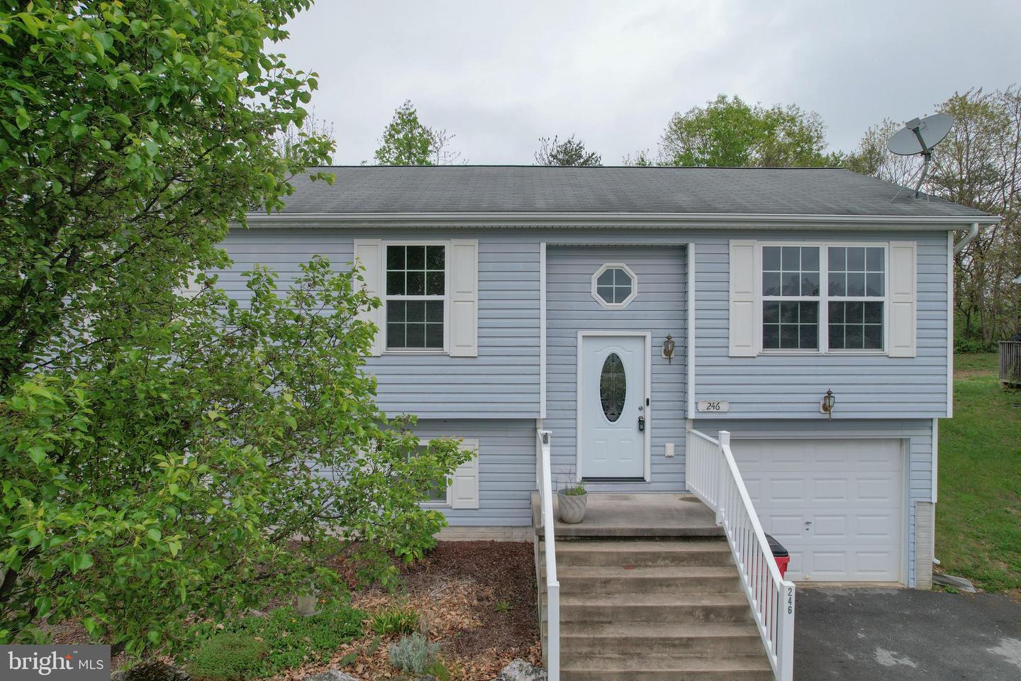 246 Freight Car Circle, Bunker Hill