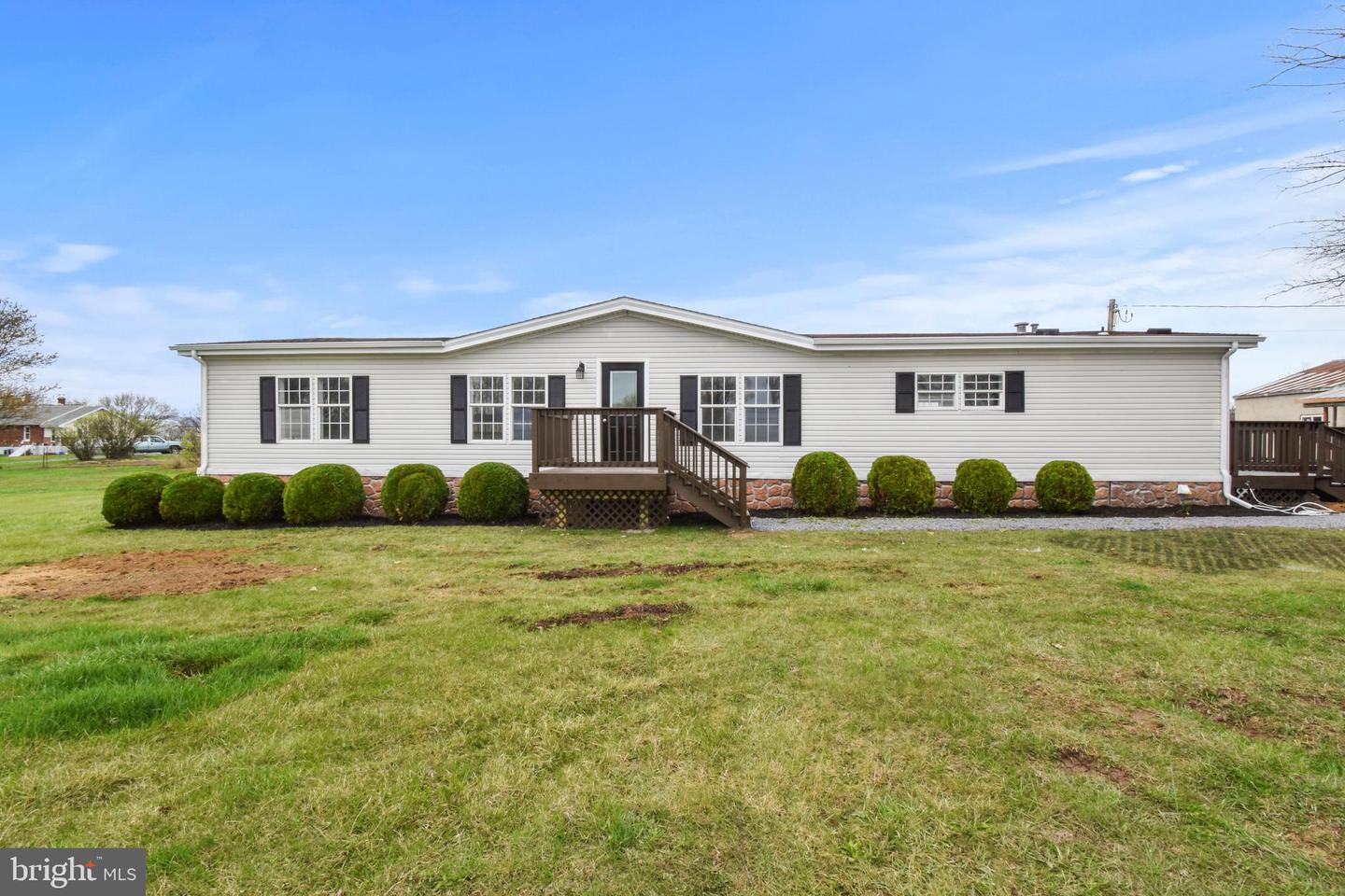 63 Snyders Lane, Martinsburg
