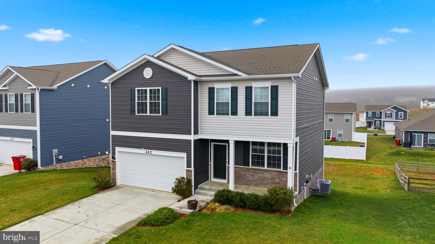 262 Aylesbury Lane