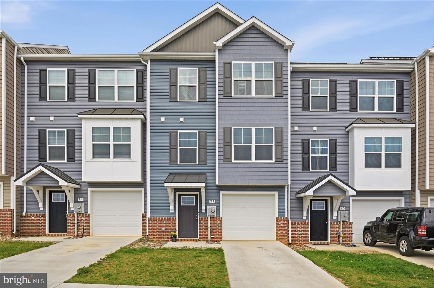 21 Olga Drive, Martinsburg