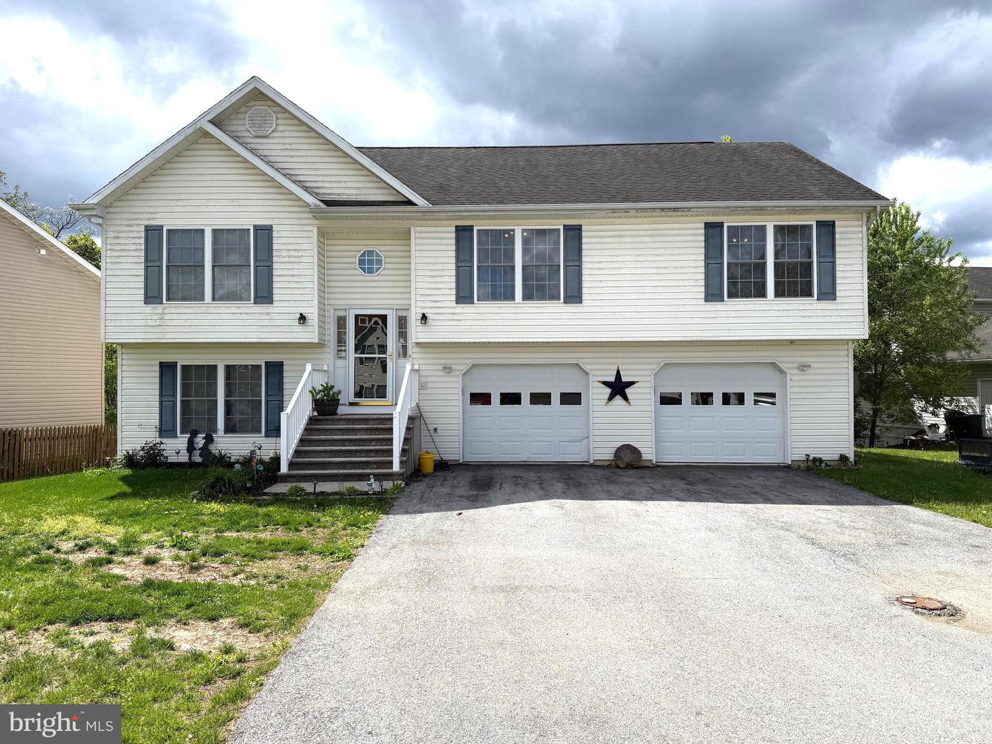 80 Jewels Court, Martinsburg