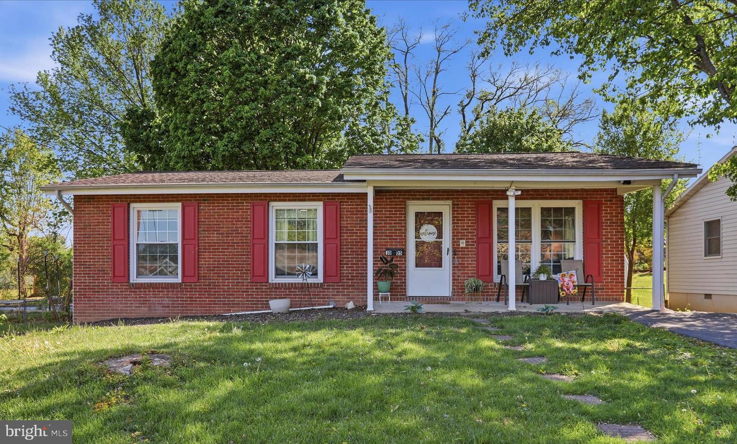 1005 Carrie Way, Martinsburg