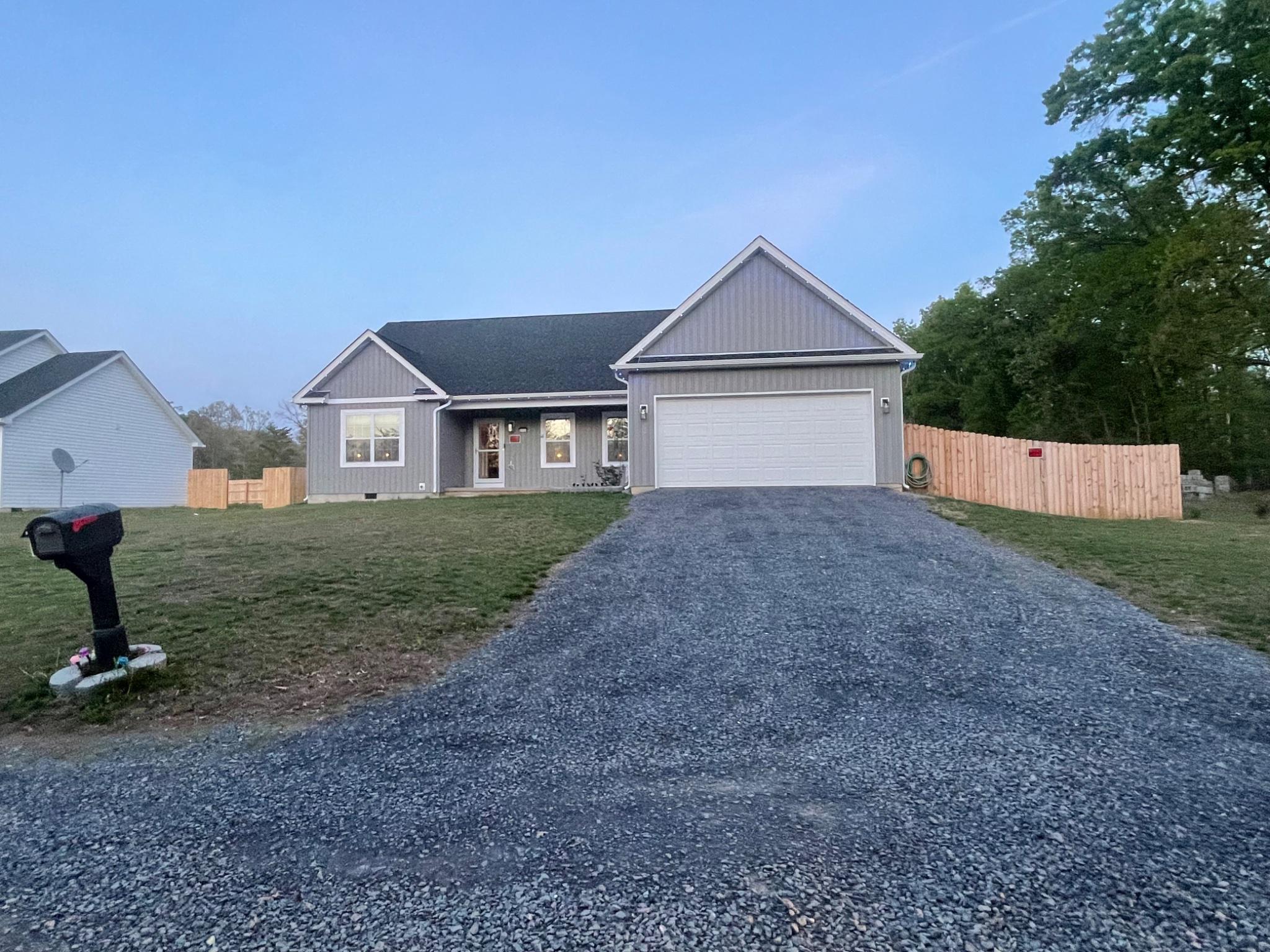 253 Grubb Lndg Landing, Inwood