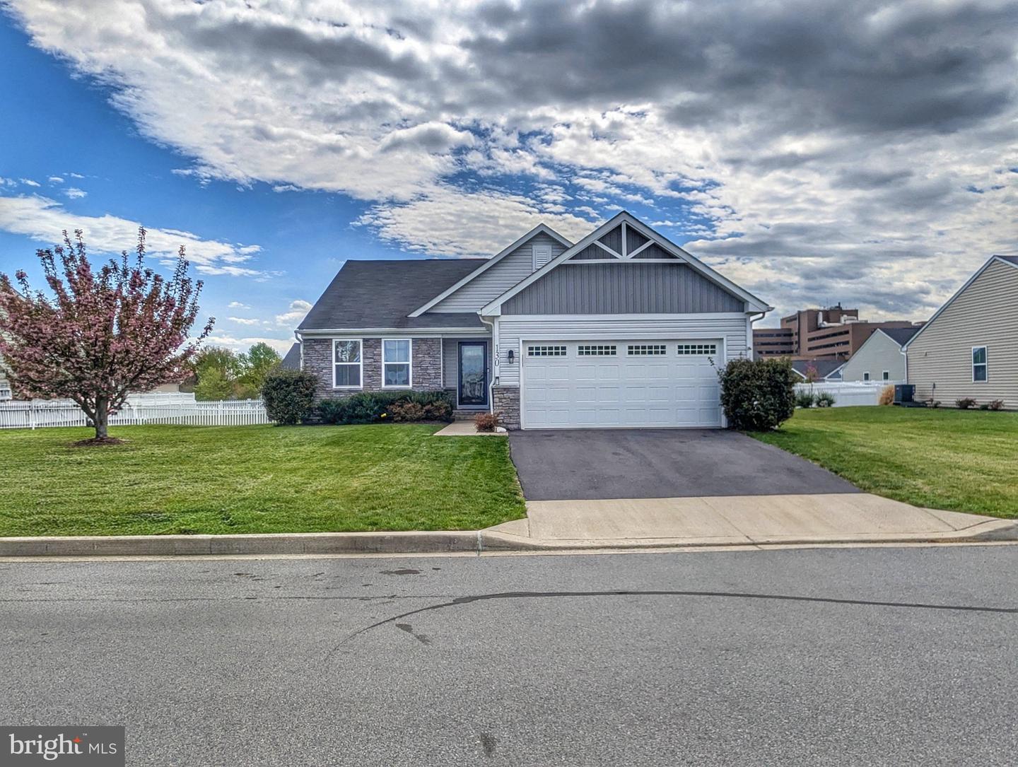 130 Norfolk Lane, Martinsburg