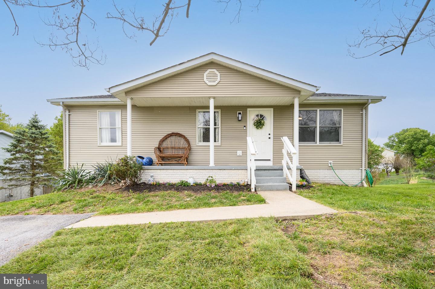 176 Elementary Drive, Martinsburg