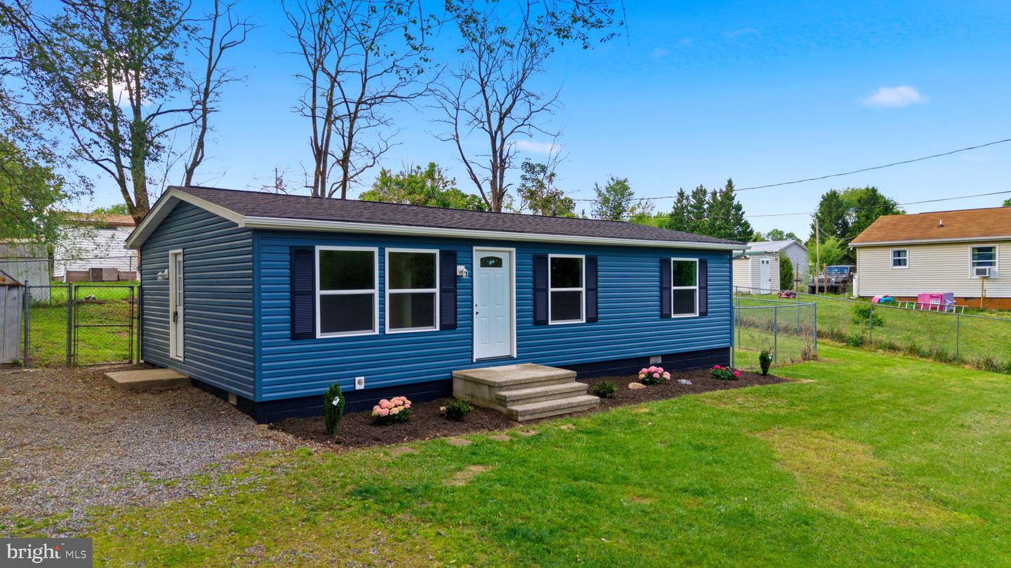 4 Cayman Court, Martinsburg