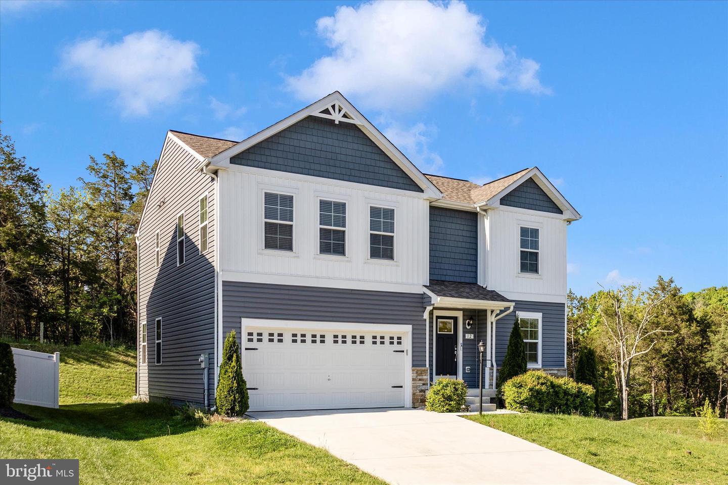 12 Belmont Place