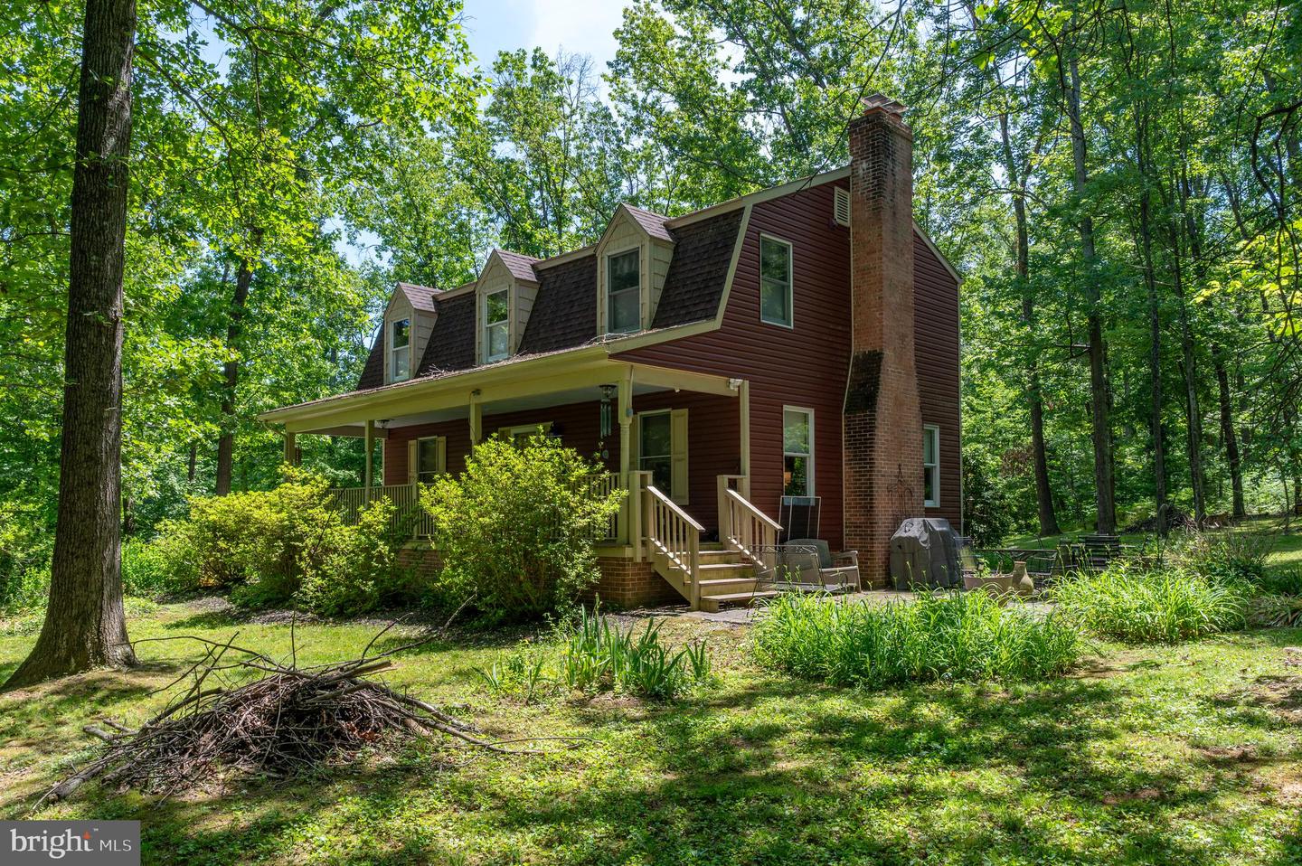 7647 Hedgesville Road