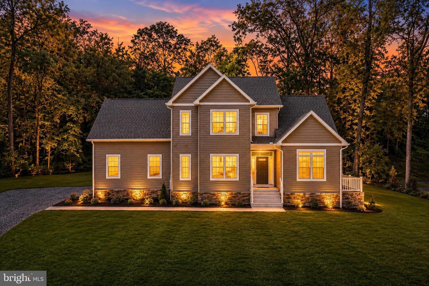 84 Huntsville Court