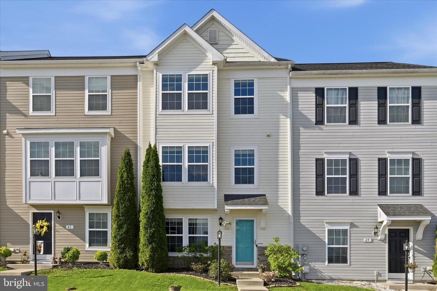 45 Britania Ct