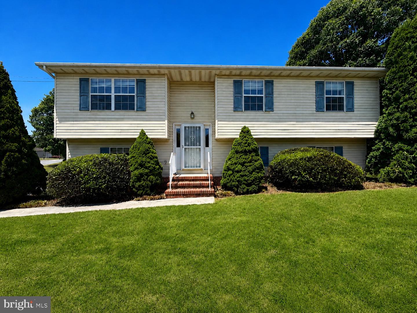 21 Coolidge Drive