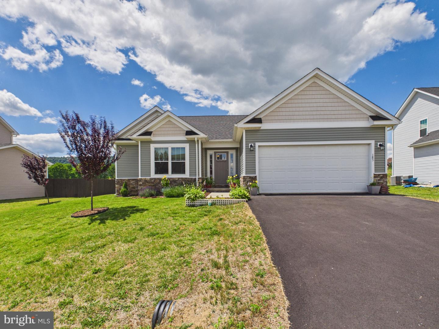 185 Twickenham Drive