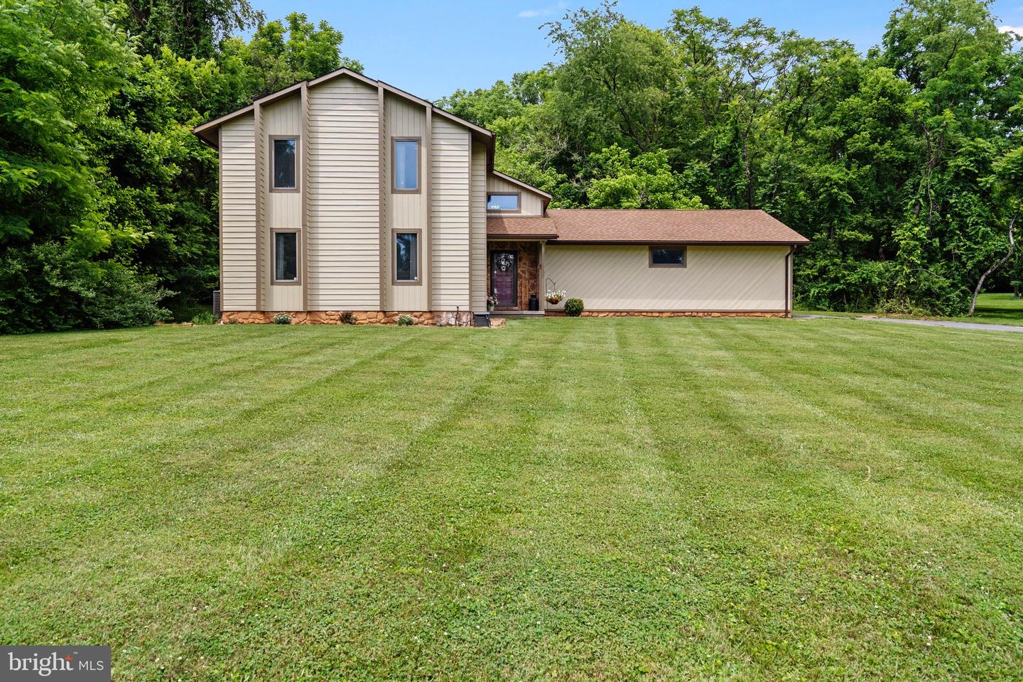 903 Colston Drive