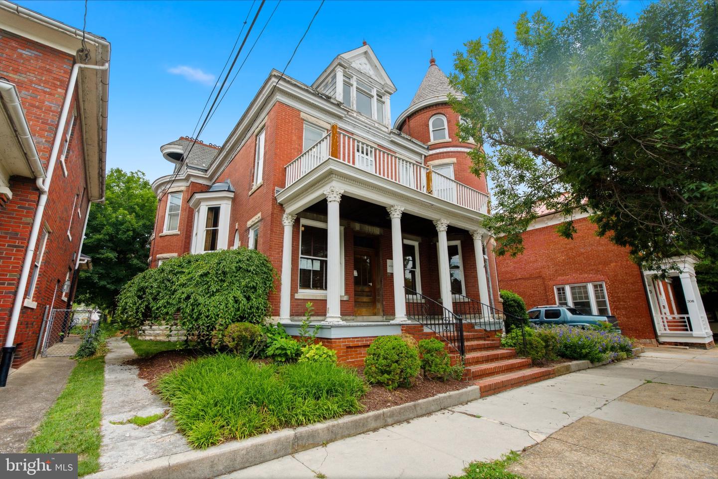 310 W Burke Street