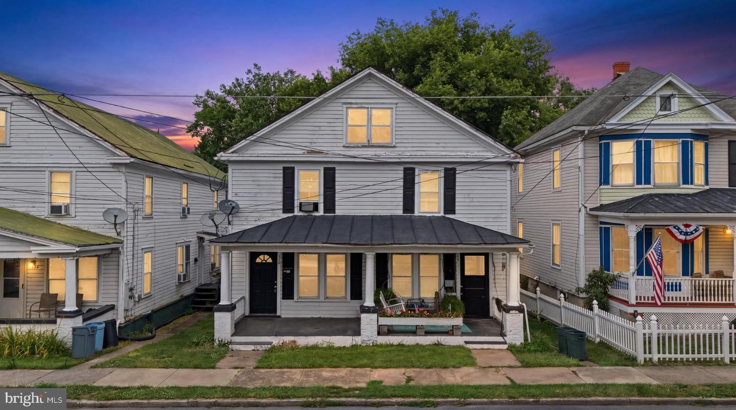 730 W John Street
