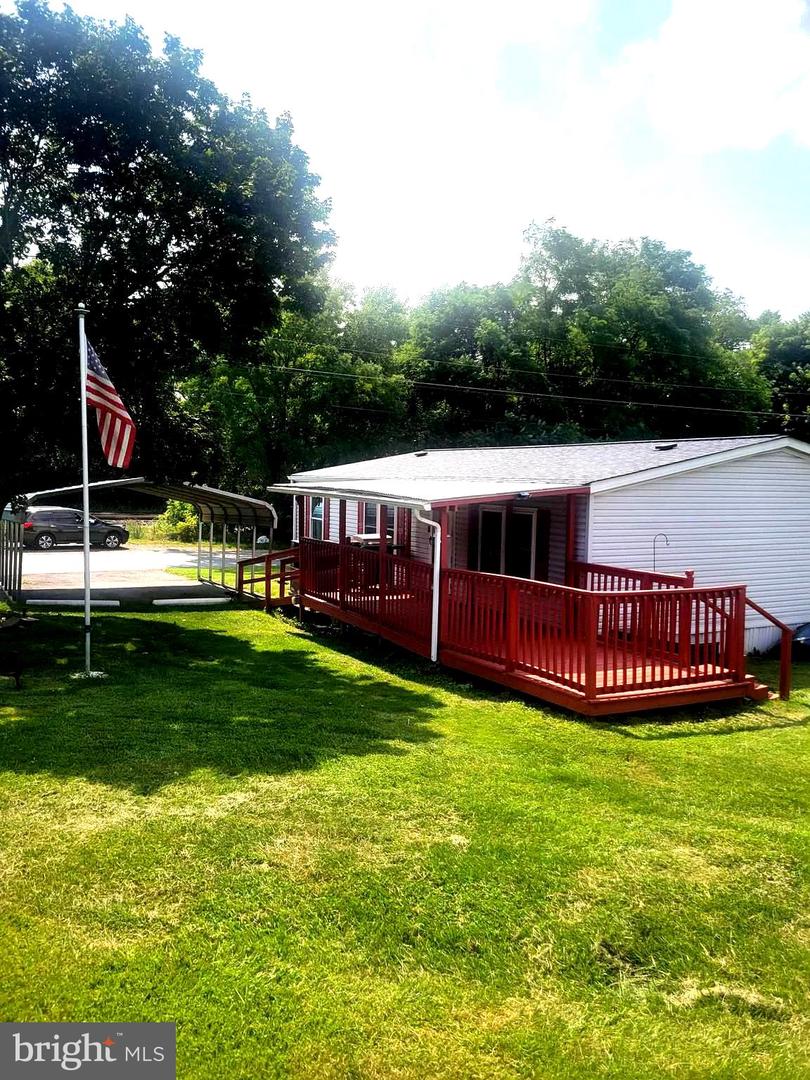 52 Gantt, Martinsburg