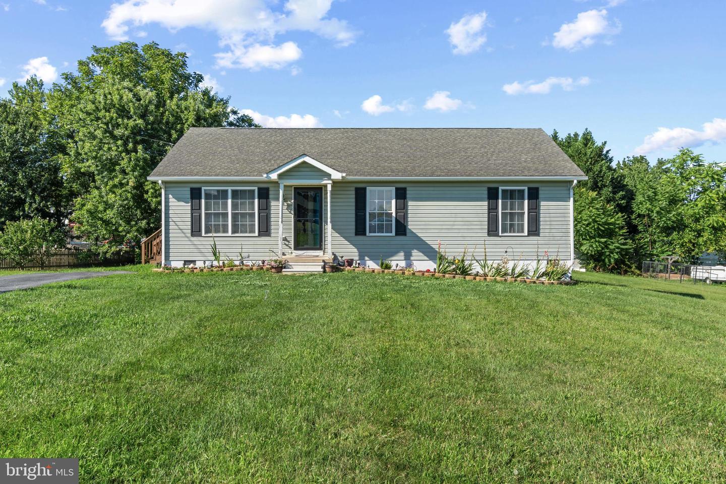 112 Larry Way