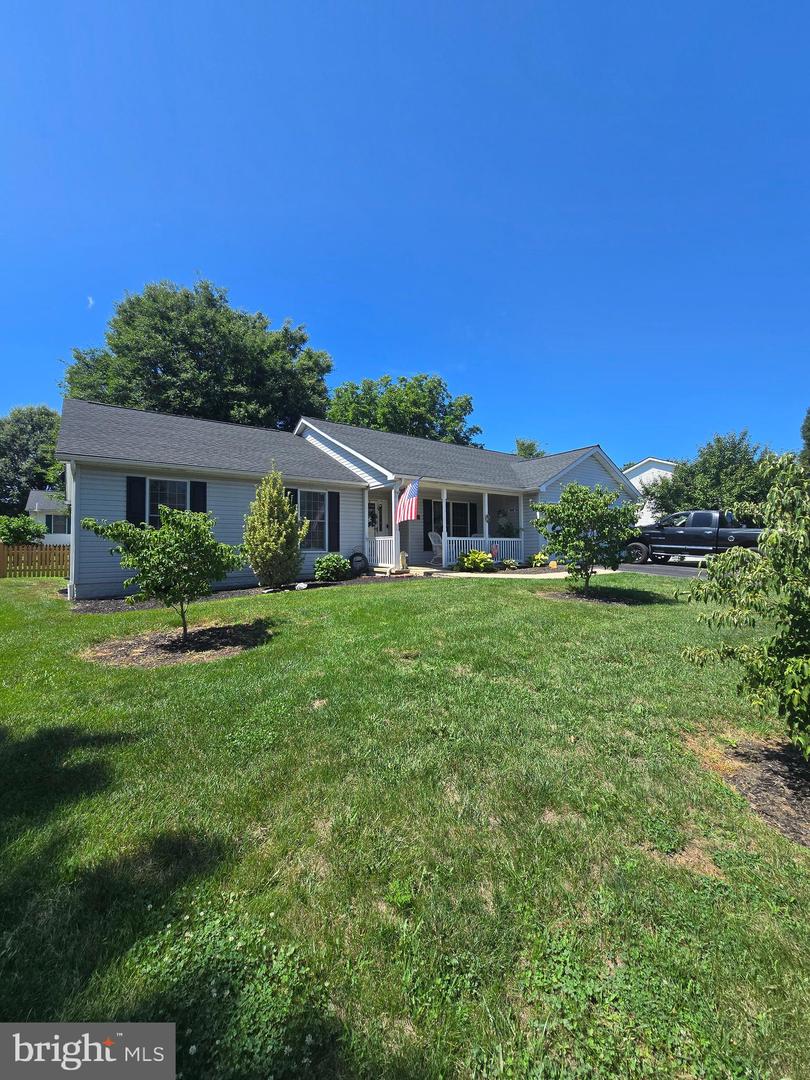 84 Oriole Lane