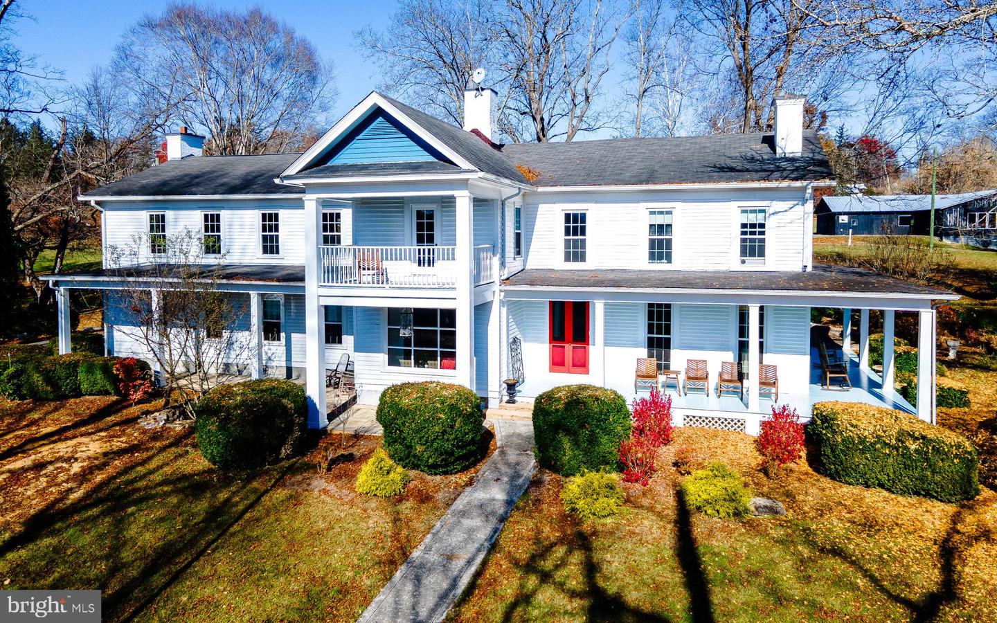 352 Hemlock Avenue E, Alderson