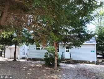 64 Sunburst Locust Drive, Mount Storm