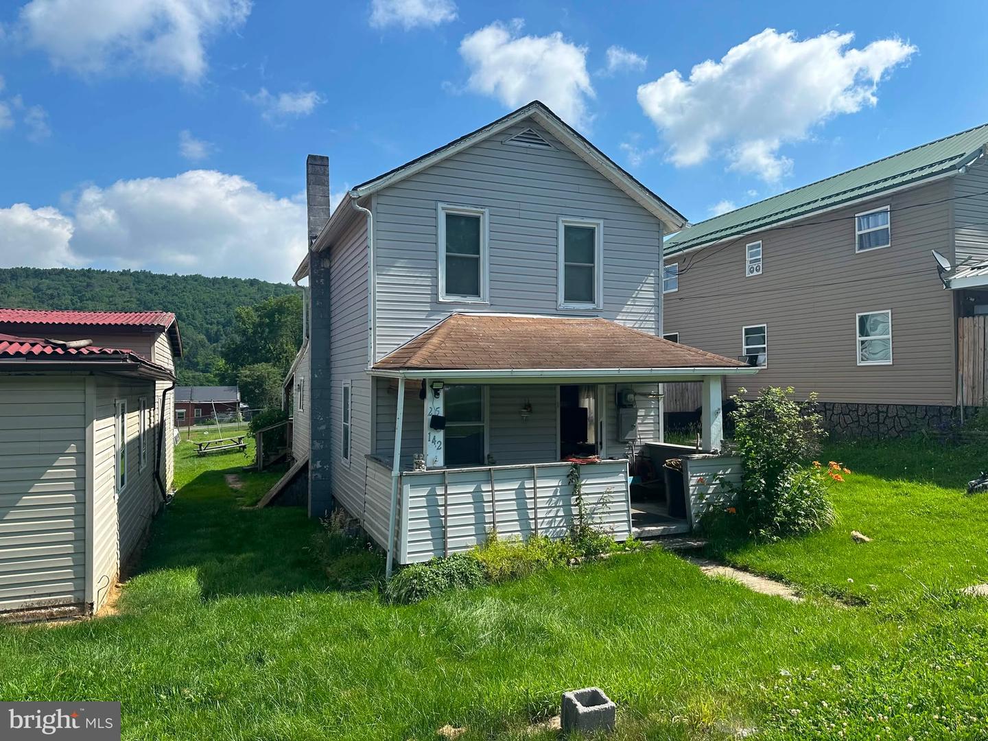 25 Ash Street, Bayard