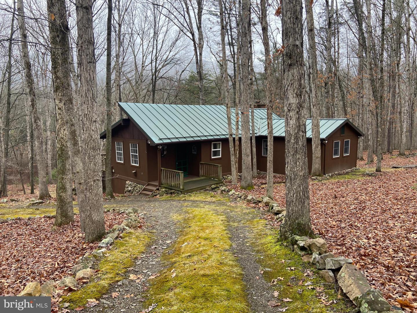 122 Pleasant Valley Drive, Lost City