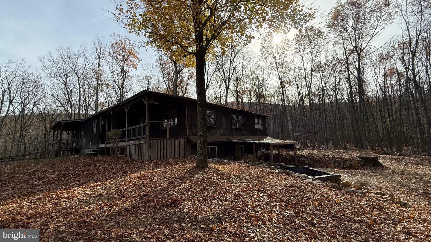 128 Timber Ridge Road, Wardensville