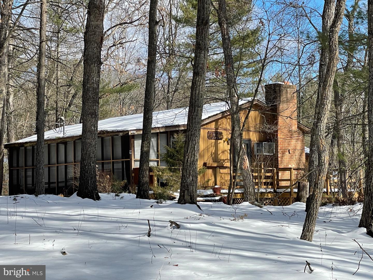 633 Snyders Ridge Road, Mathias