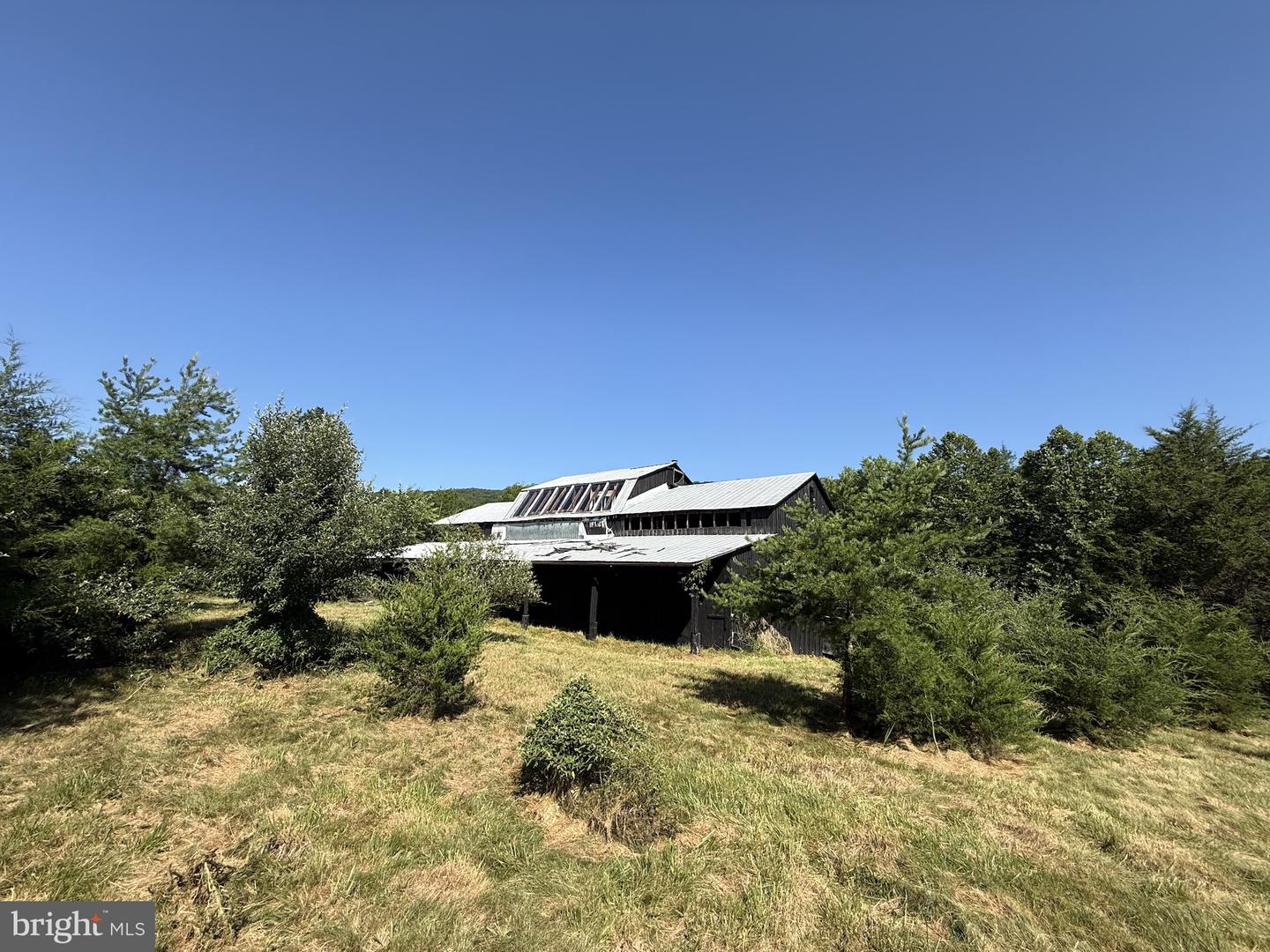 200 High Meadow Road, Lost River