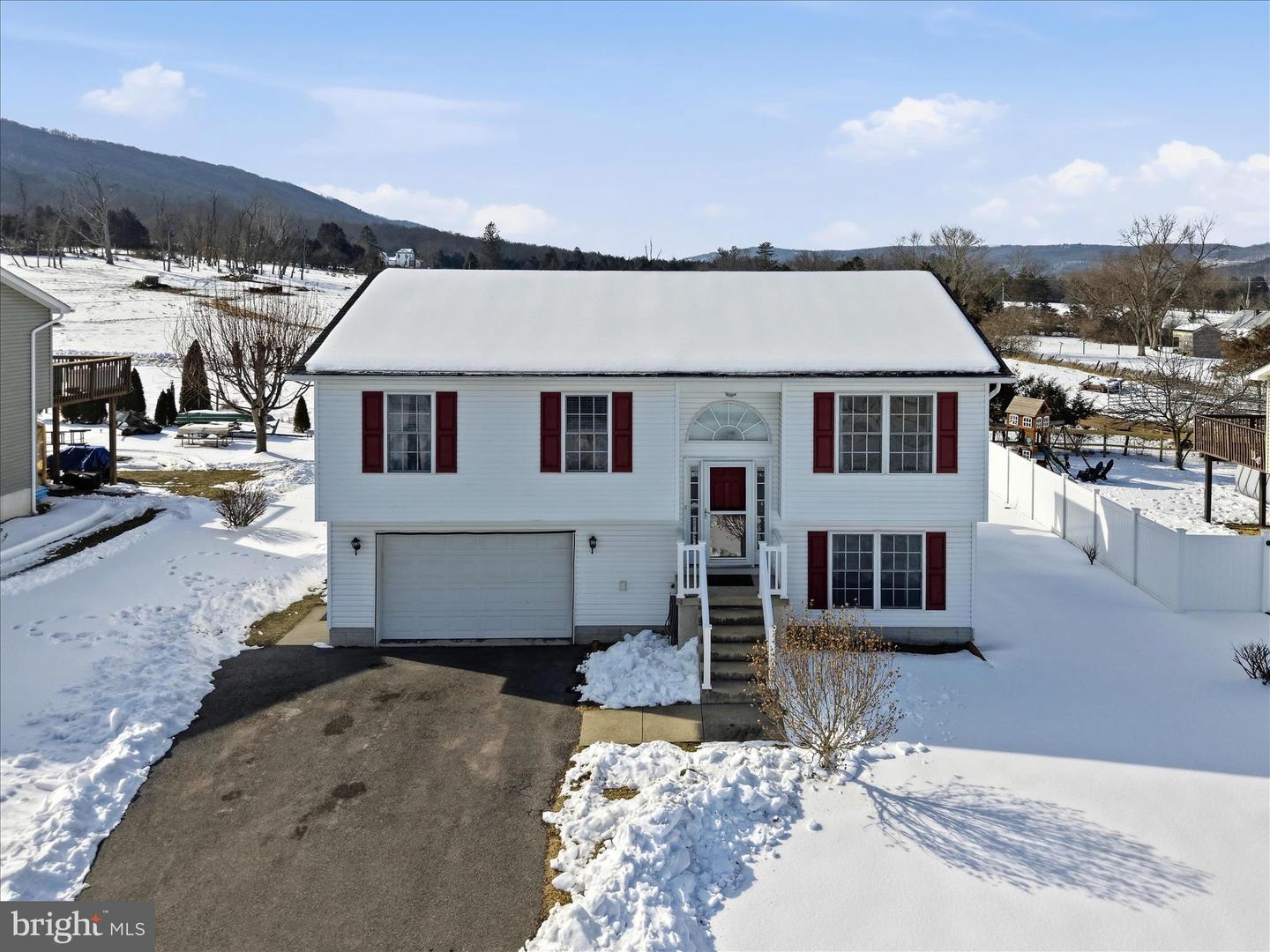 109 Mulberry Lane, Wardensville