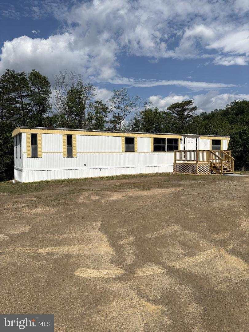 1771 Powder Spring Road, Moorefield