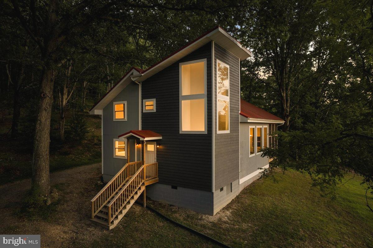 201 Meadow Lane, Lost River