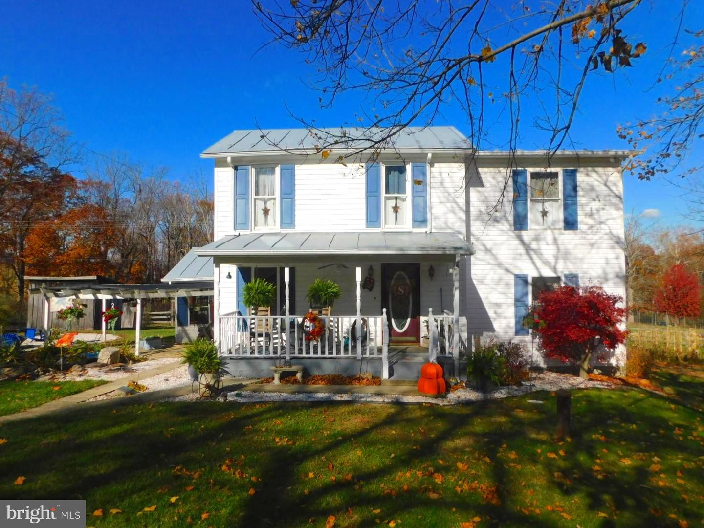 3415 N Mountain Road