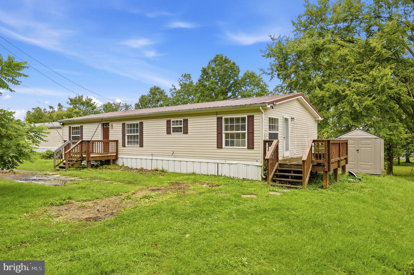 659 N Mountain Road