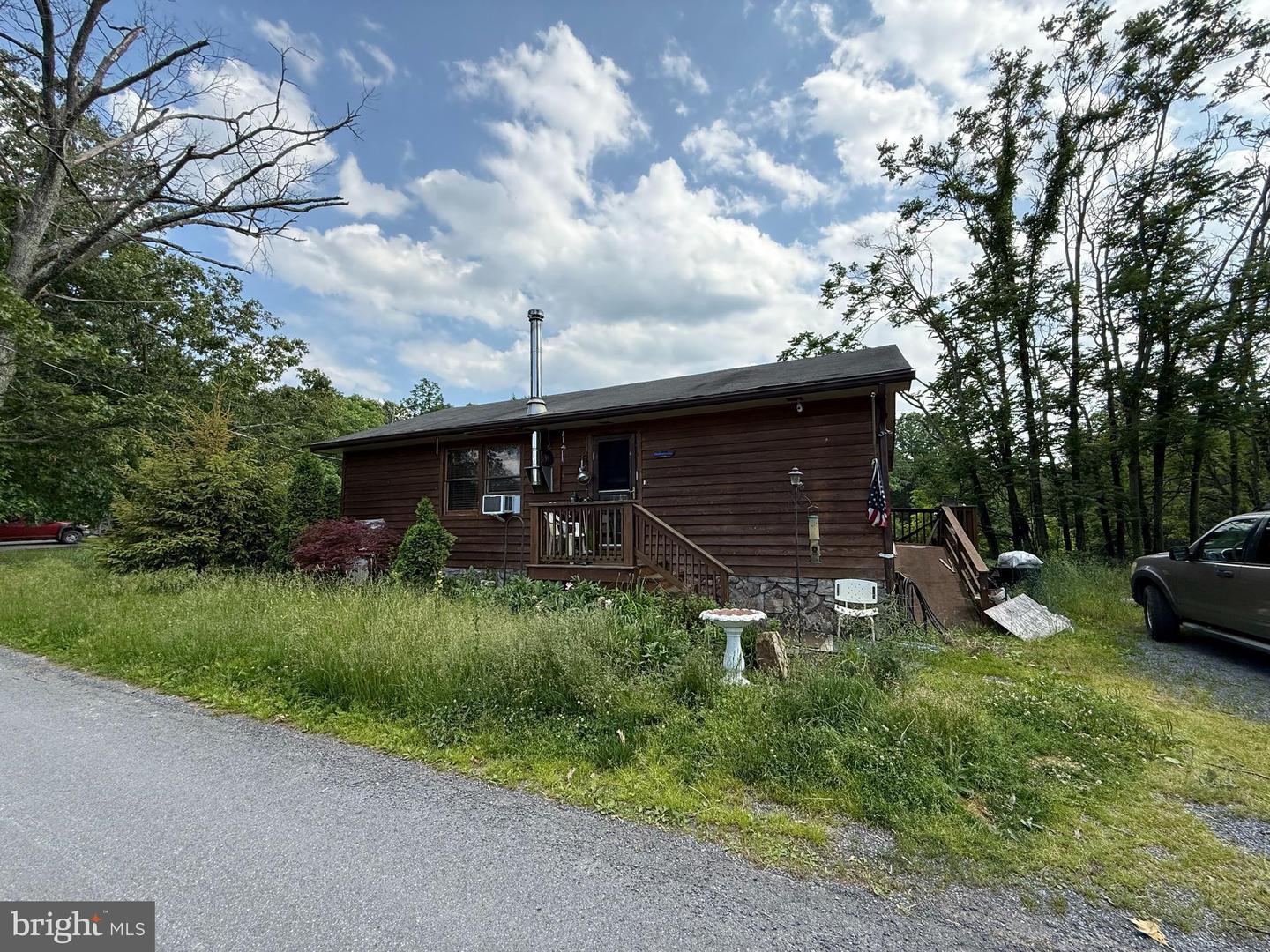 2098 Falls Road, High View