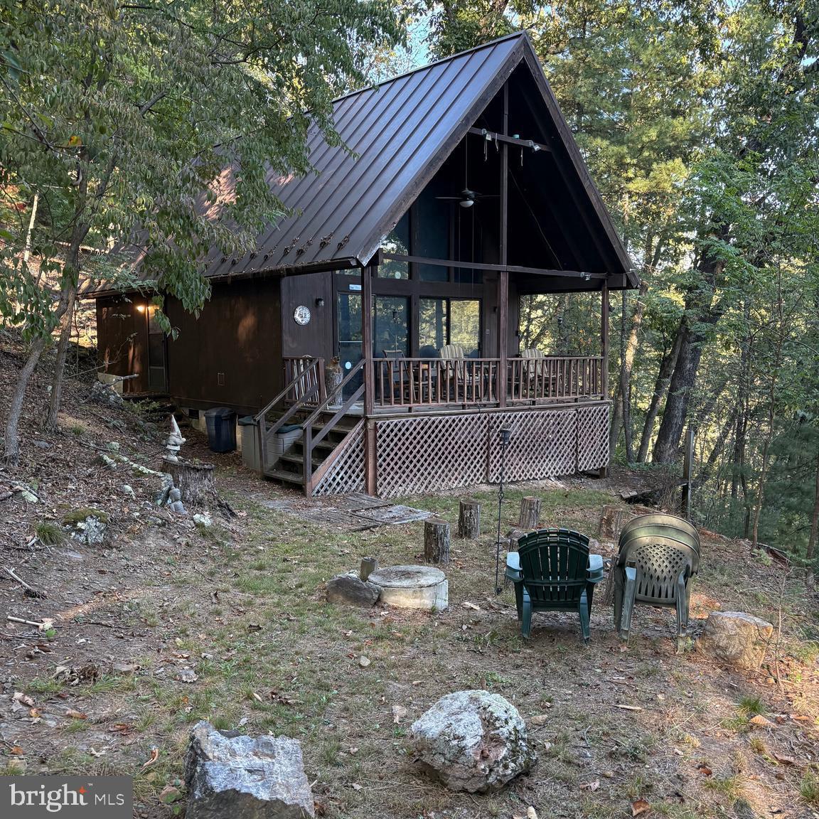 468 Turkey Knob Road, Capon Bridge