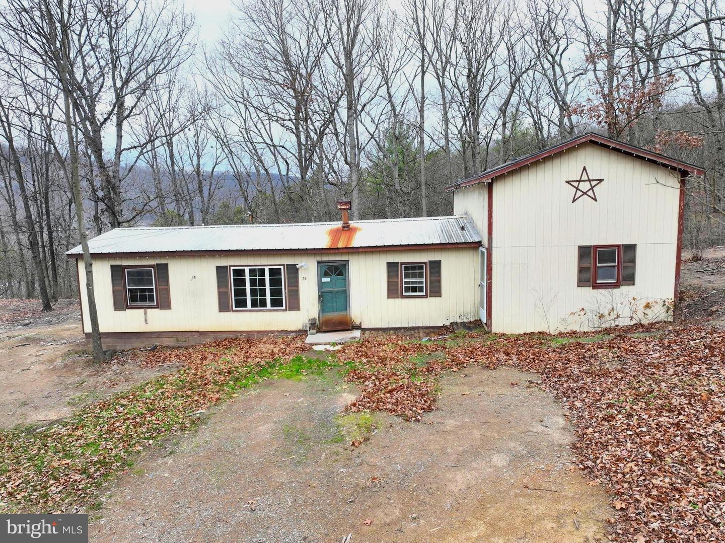 239 Bird Ridge Road, Springfield