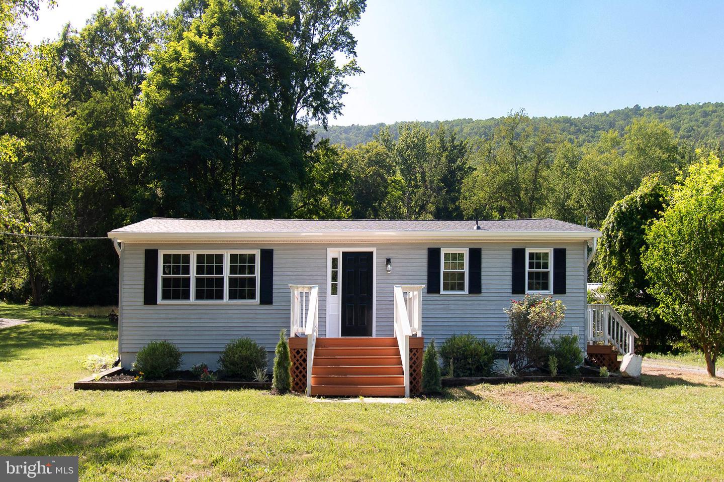 8922 Carpers Pike, Yellow Spring