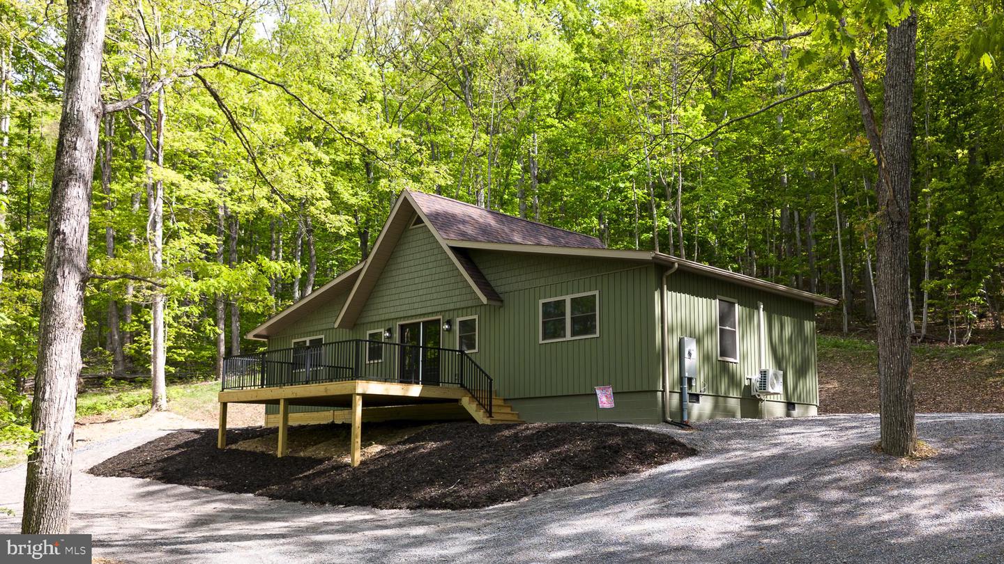 2614 Lake Ferndale Dr