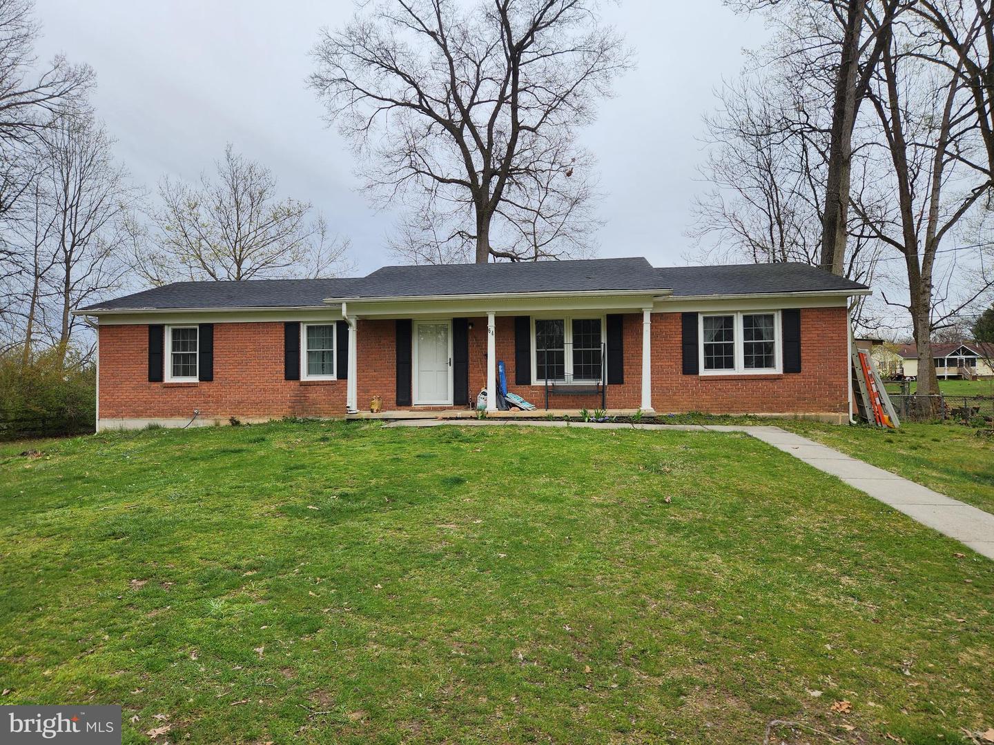 64 Shady Oak Lane, Kearneysville