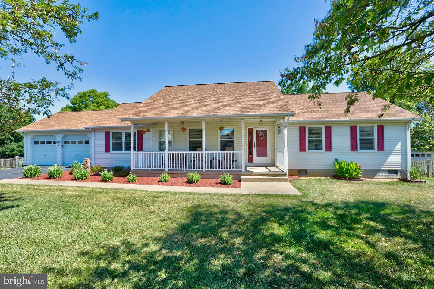 243 Fenway Drive, Charles Town