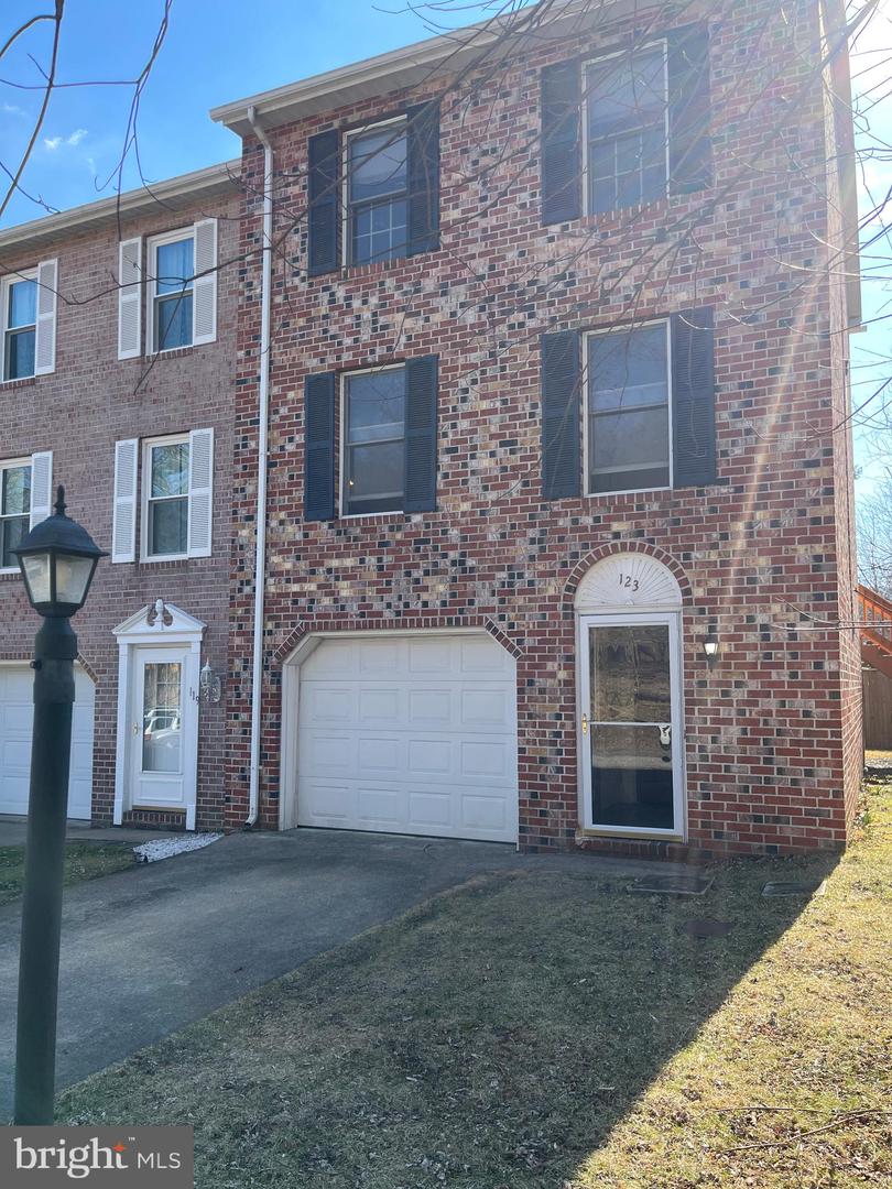 123 Mudfort Drive, Harpers Ferry