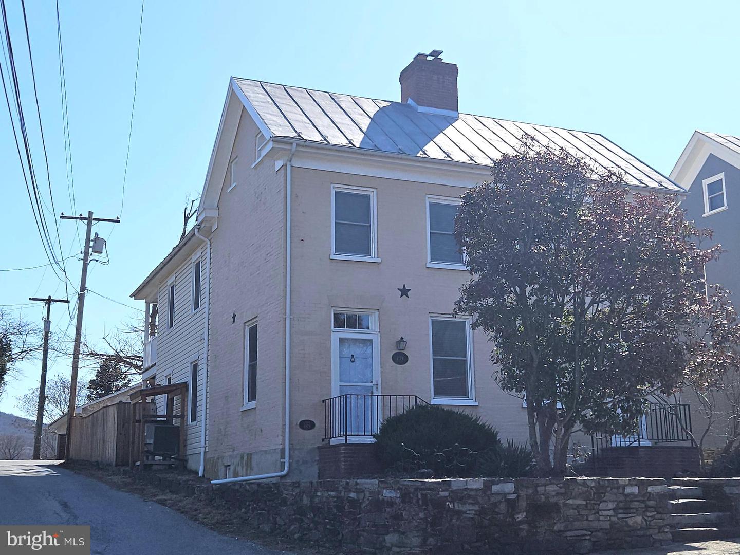 1179 W Washington Street, Harpers Ferry