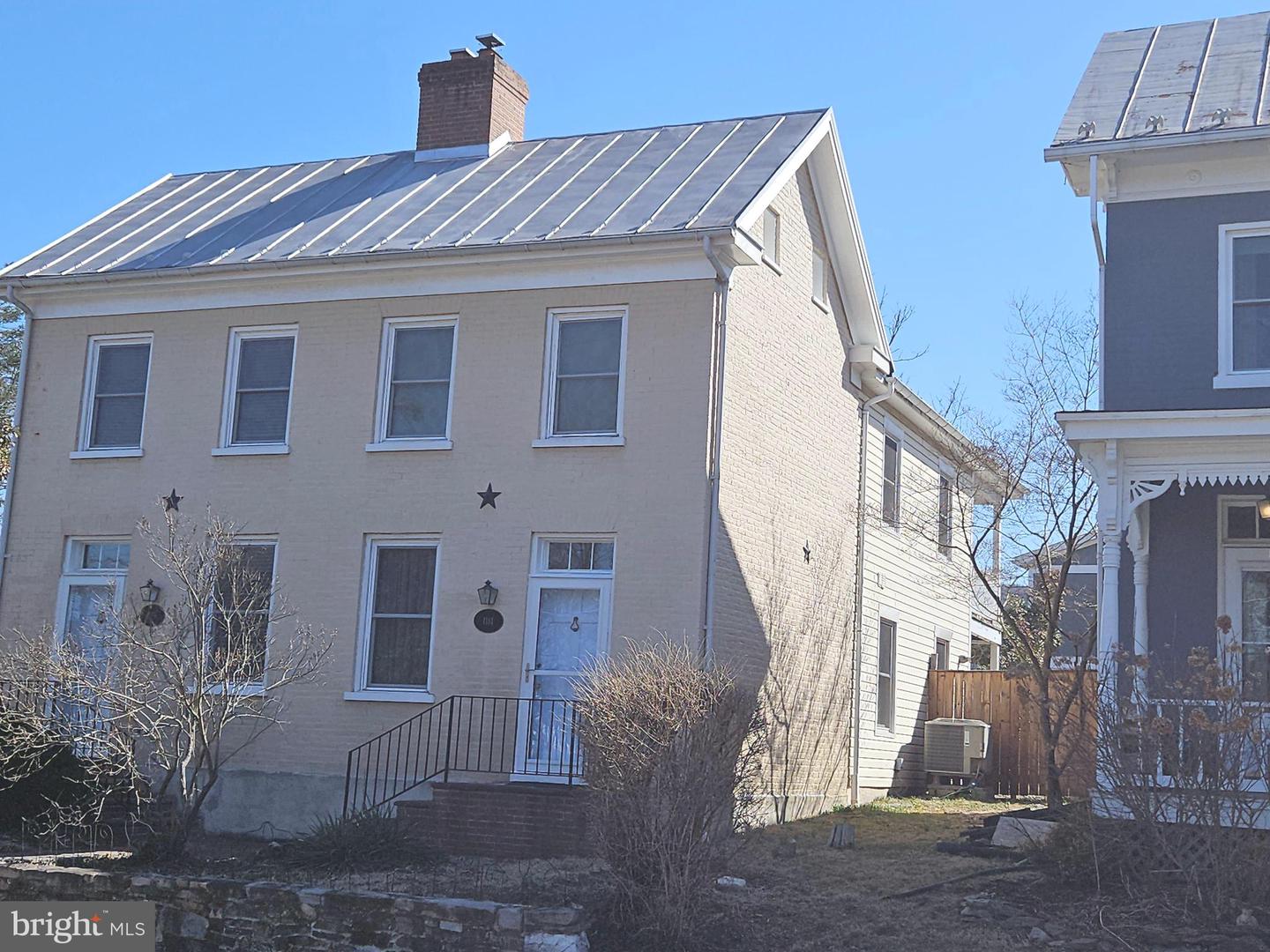 1181 W Washington Street, Harpers Ferry