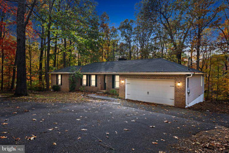 315 Lower Clubhouse Drive, Harpers Ferry